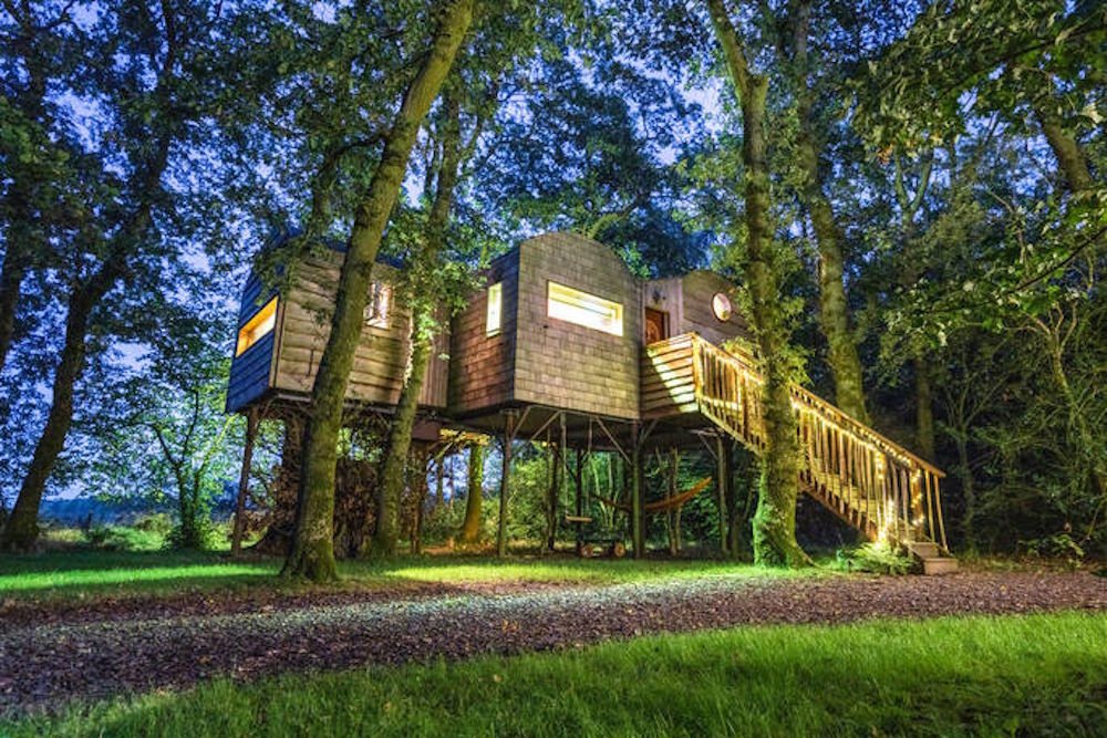 Faraway Treehouses